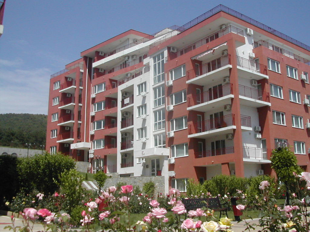 Marina Panorama Grand Resort Private Apartments Sveti Vlas Extérieur photo
