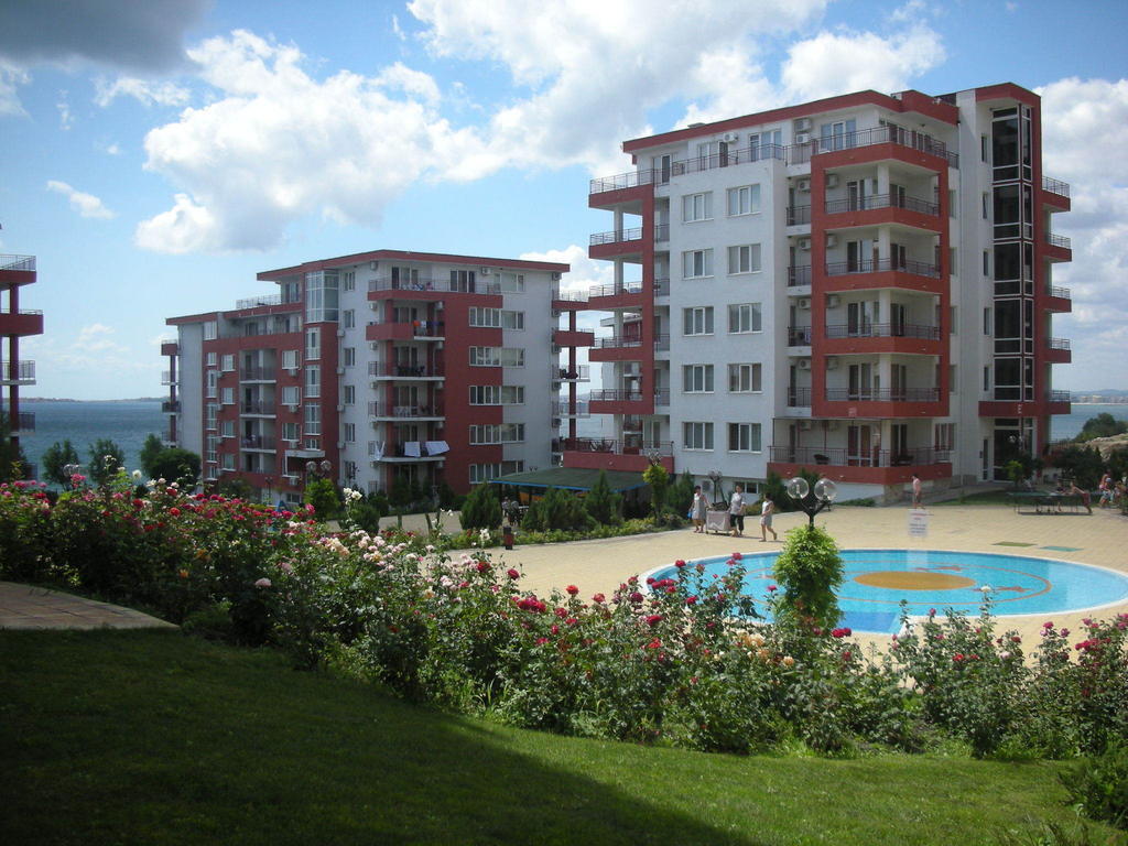 Marina Panorama Grand Resort Private Apartments Sveti Vlas Extérieur photo