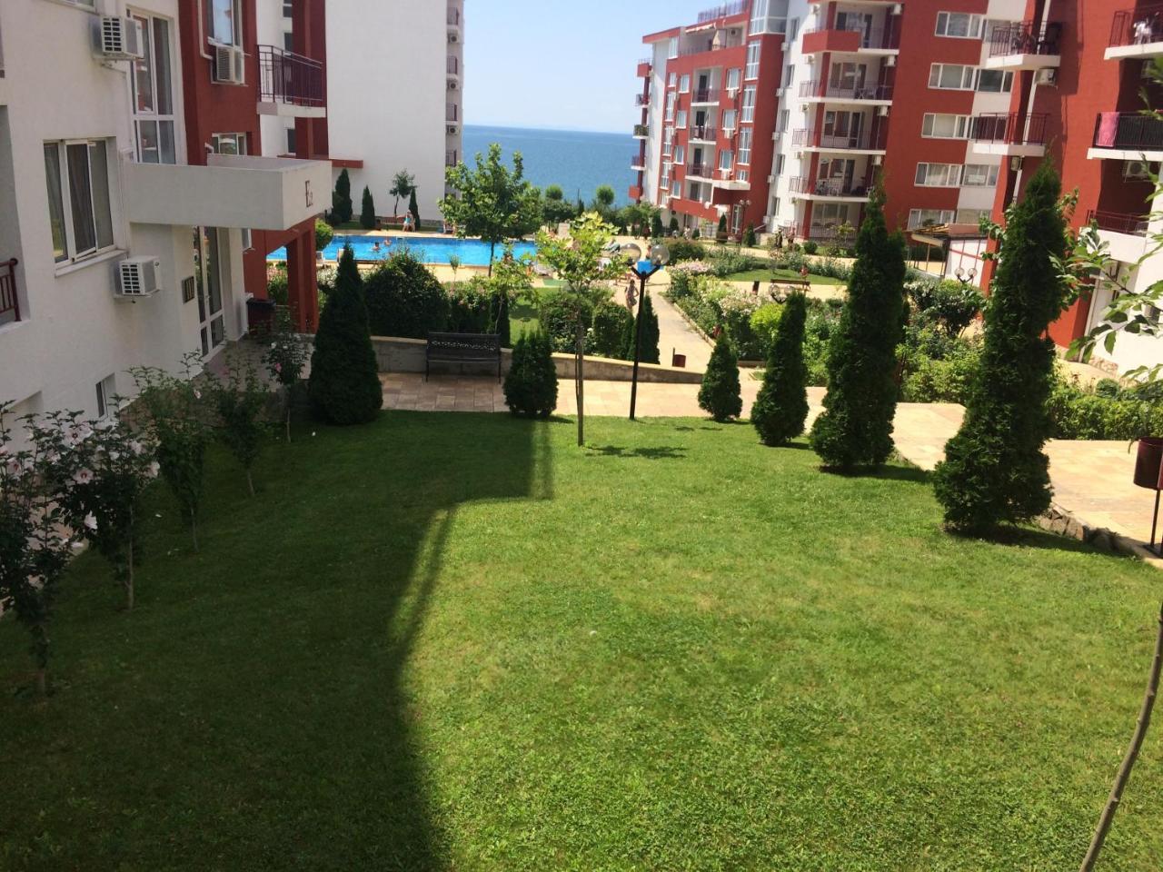 Marina Panorama Grand Resort Private Apartments Sveti Vlas Extérieur photo